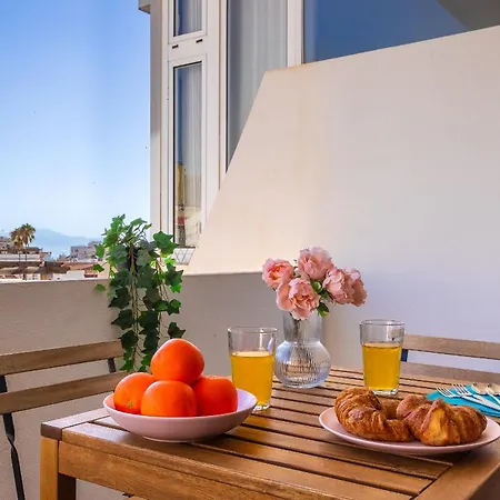 Terraza Luminosa, Centrico, A 10 Min De La Playa *